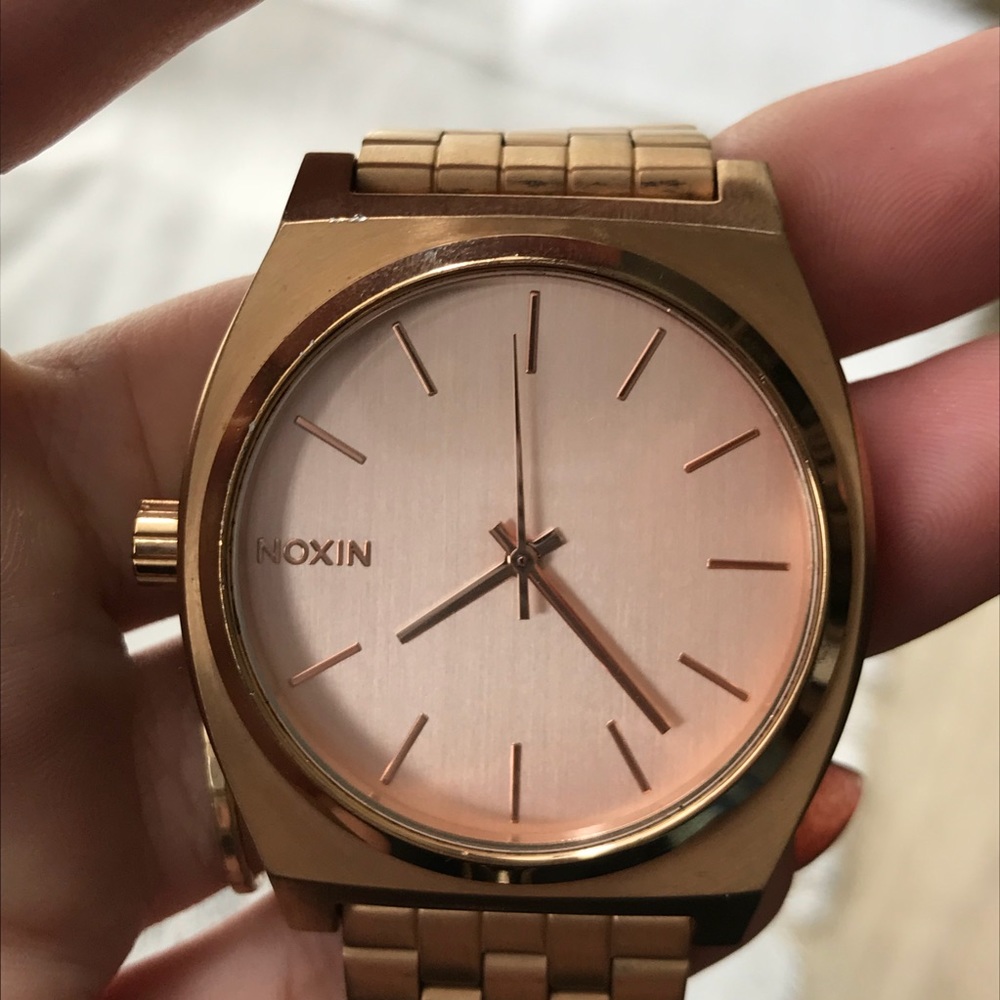 NIXON WATCH - Picture 2 of 7